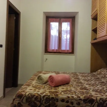 Le Ginestre Nocleg ze śniadaniem