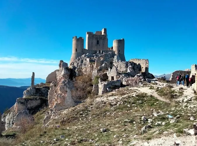 Le Ginestre לינה וארוחת בוקר Castelli